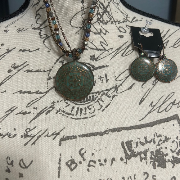 COPPER& BEADS EARTH TONE NECKLACE & EARRINGS SET - Picture 2 of 6